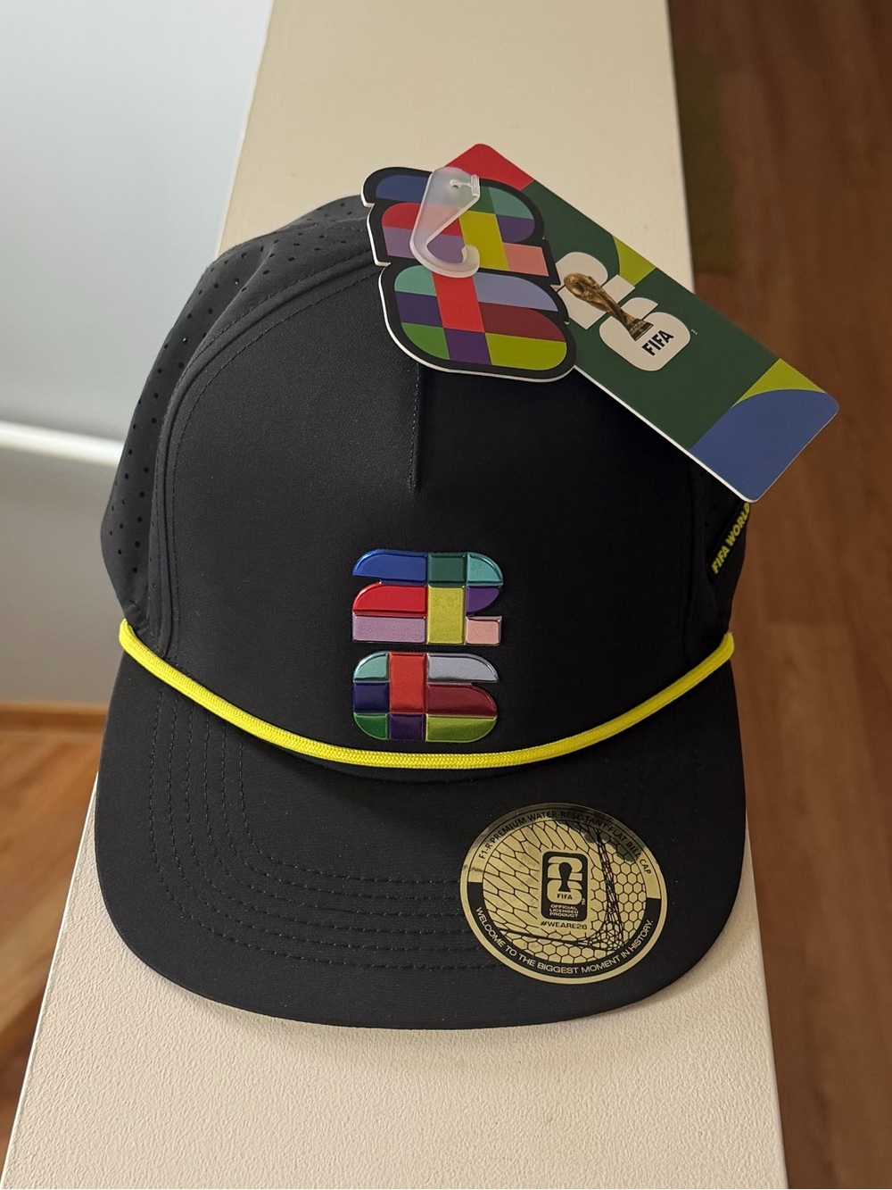 Brand new”FIFA”cap.One size,color-black/noir/negro.🖤